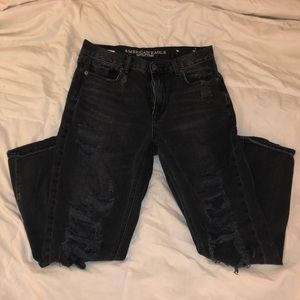 Black ripped mom jeans